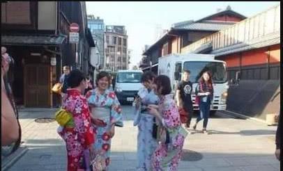 日本网友中国游客,中国游客的旅游行为与文化交流