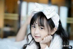 《小女孩》在线观看,探寻成长密码的温暖之旅