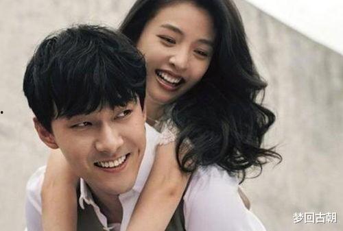 娱乐圈今日吃瓜,明星恋情曝光，幕后黑手浮出水面！